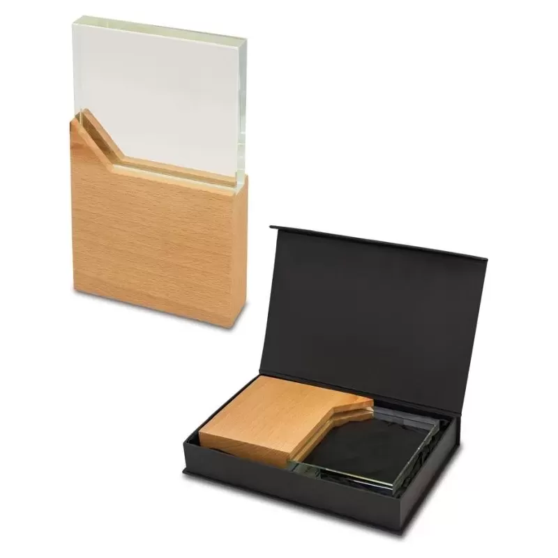 Szklany blok z drewnem